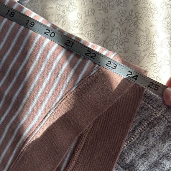 Zyia Dust Stripe Crewneck Sweatshirt Size Medium - Picture 9 of 10